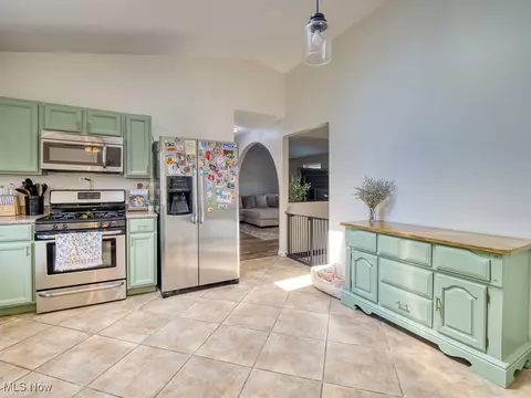 Kitchen - 200 Parklane Dr, Lagrange, OH 44050 photo 2 of 4