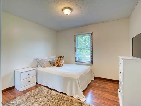 Bedroom - 200 Parklane Dr, Lagrange, OH 44050 photo 3 of 5