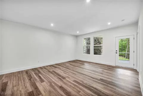 9055 Ledge View Ter, Broadview Heights, OH 44147 photo 6