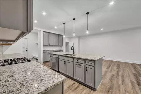 9055 Ledge View Ter, Broadview Heights, OH 44147 photo 13