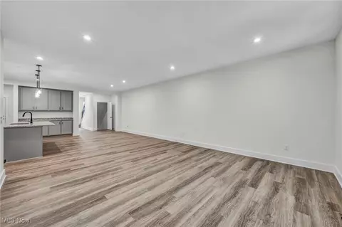 9055 Ledge View Ter, Broadview Heights, OH 44147 photo 7