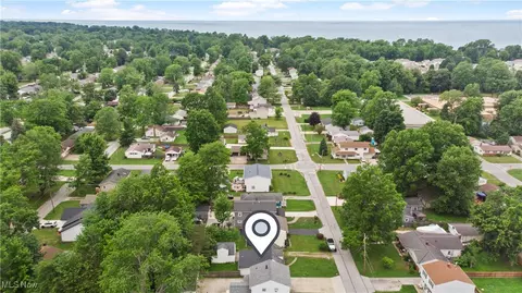 7686 Pinehurst Dr, Mentor On The Lake, OH 44060 photo 34