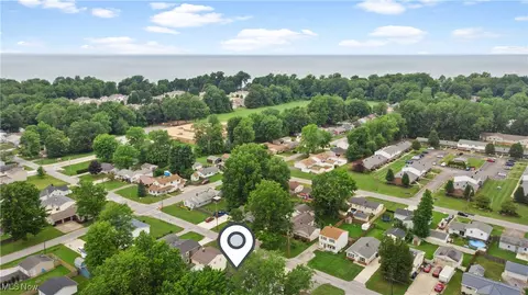 7686 Pinehurst Dr, Mentor On The Lake, OH 44060 photo 35