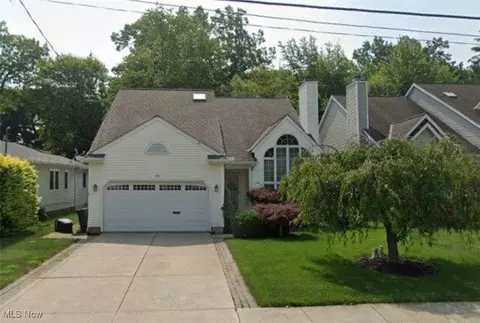 63 Eagle Clf, Bay Village, OH 44140