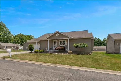 603 S Raccoon Rd #54, Youngstown, OH 44515