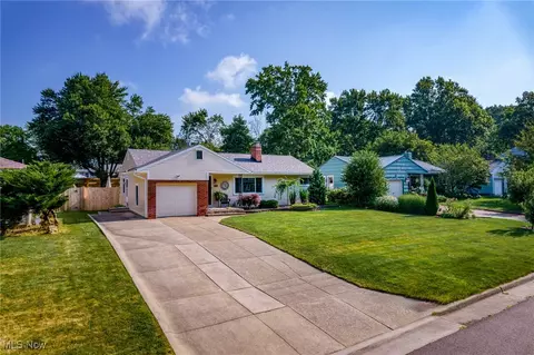 1885 Stabler Rd, Akron, OH 44313 photo 5
