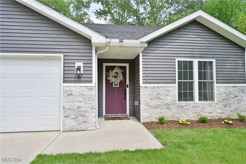 4933 Lear Nagle Rd, North Ridgeville, OH 44039