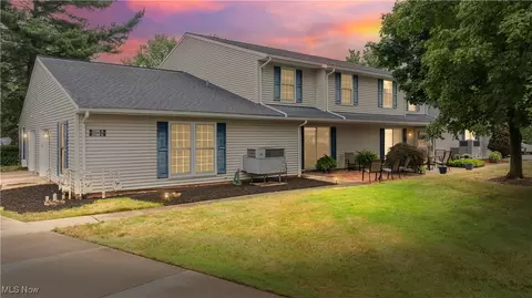 2598 Jefferson Pl #A, Stow, OH 44224