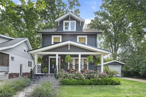 1485 Clifton Pl, Lakewood, OH 44107