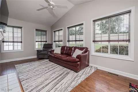 6704 Thicket St NW, Canton, OH 44708 photo 22