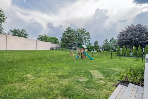 6704 Thicket St NW, Canton, OH 44708 photo 12