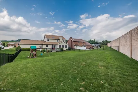 6704 Thicket St NW, Canton, OH 44708 photo 9