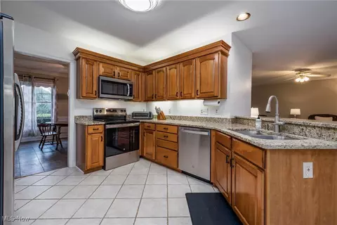 6704 Thicket St NW, Canton, OH 44708 photo 27