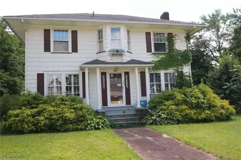 265 W Maryland Ave, Sebring, OH 44672