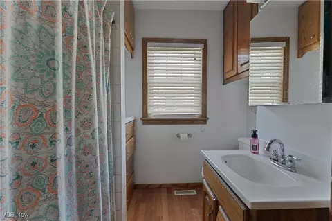 556 Poland Ave, Struthers, OH 44471 photo 15