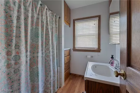 556 Poland Ave, Struthers, OH 44471 photo 14