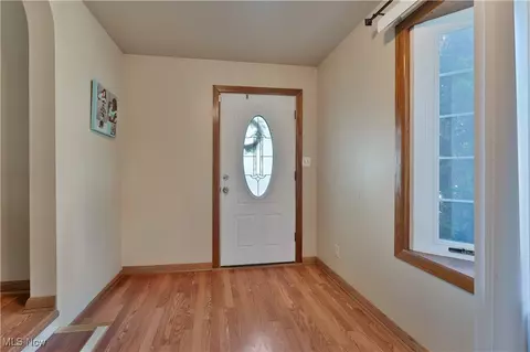556 Poland Ave, Struthers, OH 44471 photo 11