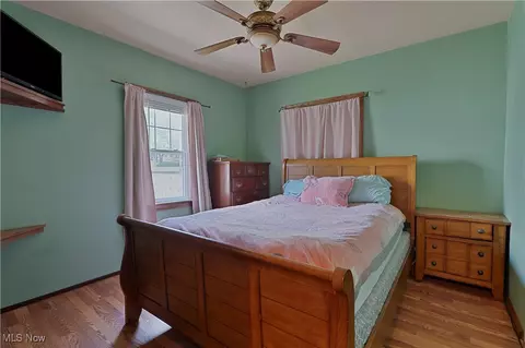 556 Poland Ave, Struthers, OH 44471 photo 13