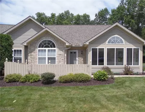 601 Timberline Dr, Columbiana, OH 44408