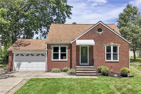 1700 Brookdale Ave, Parma, OH 44134