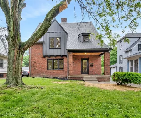 229 Metz Ave, Akron, OH 44303