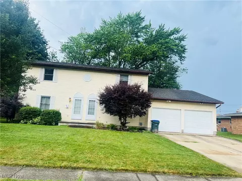 3342 Lloyd St, Cuyahoga Falls, OH 44221