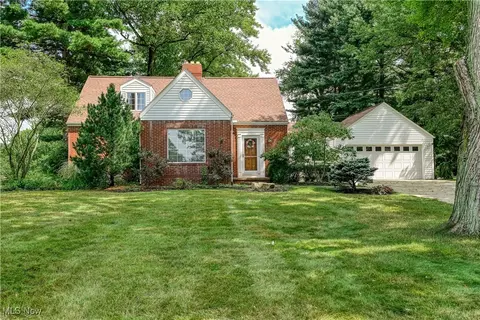 3197 N Jackson Blvd, Uniontown, OH 44685