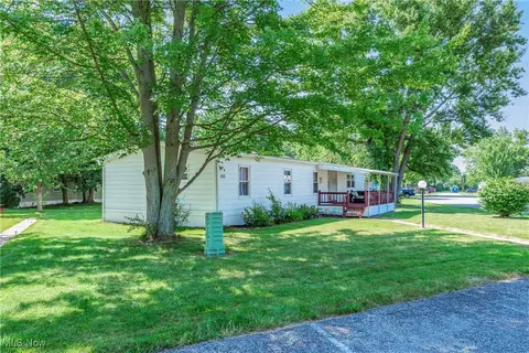 100 Raleigh Dr, Elyria, OH 44035 photo 34