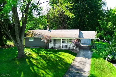 382 Rosemont Ave, Austintown, OH 44515