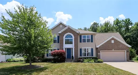 37961 Avalon Dr, North Ridgeville, OH 44039