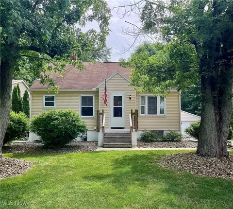 4575 Fishcreek Rd, Stow, OH 44224