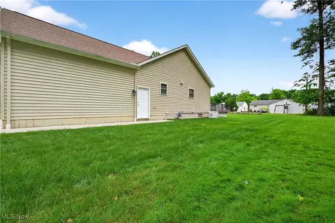 438 E 319th St, Willowick, OH 44095 photo 19