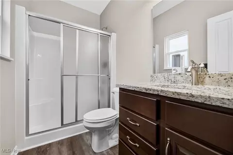 438 E 319th St, Willowick, OH 44095 photo 7