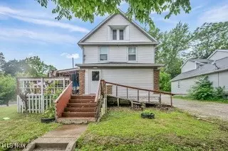 614 East Ave, Akron, OH 44320