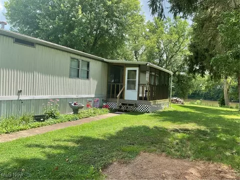 100 Ferry St, Beverly, OH 45715
