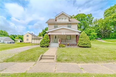 2209 Maple Ave NE, Canton, OH 44714 photo 25