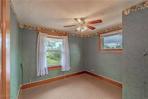 2209 Maple Ave NE, Canton, OH 44714 photo 18