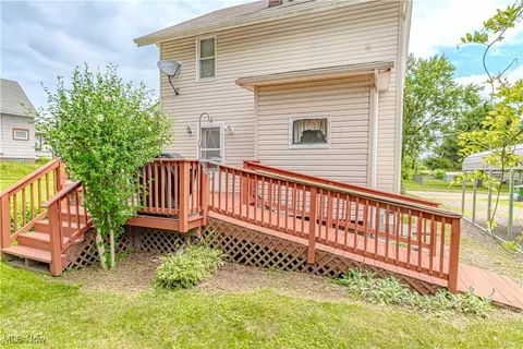 2209 Maple Ave NE, Canton, OH 44714 photo 23