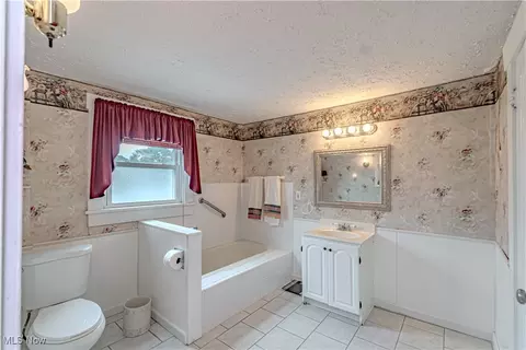 2209 Maple Ave NE, Canton, OH 44714 photo 19