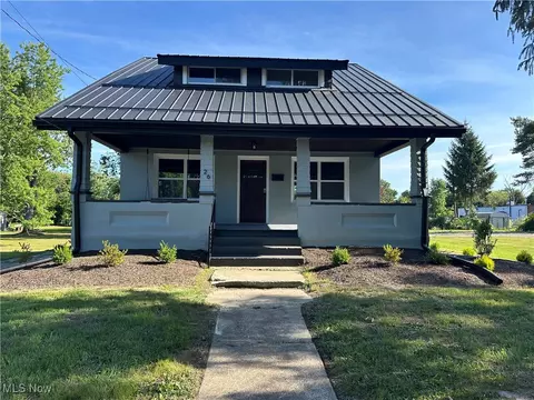 26 E Satin St, Jefferson, OH 44047