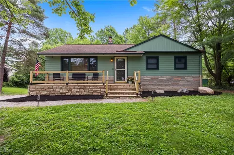 13603 Janell Dr, Columbia Station, OH 44028