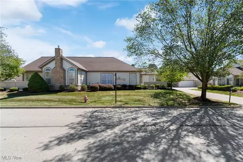 550 Crossings Cir, Tallmadge, OH 44278