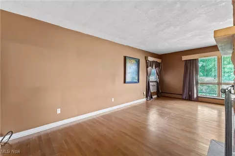 759 Valley View Dr, Brookfield, OH 44403 photo 6