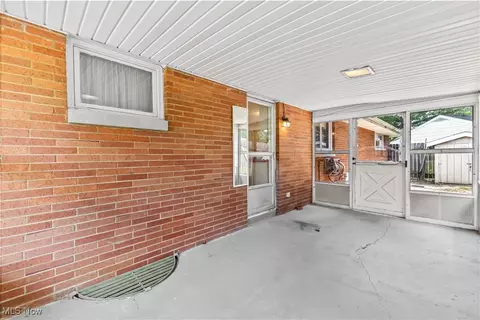 759 Valley View Dr, Brookfield, OH 44403 photo 19