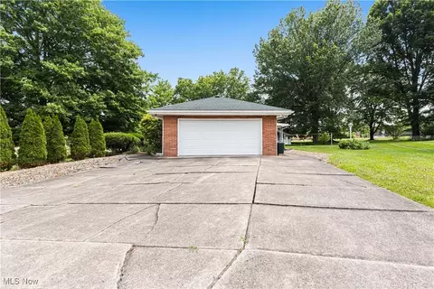 759 Valley View Dr, Brookfield, OH 44403 photo 29