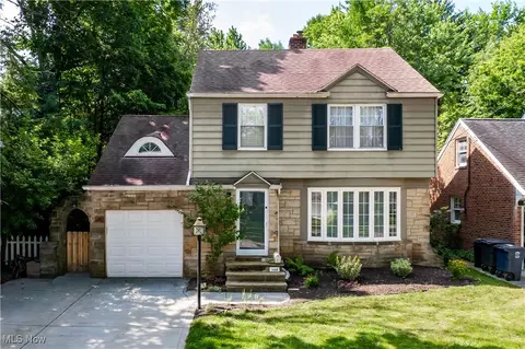 5188 Mayview Rd, Lyndhurst, OH 44124