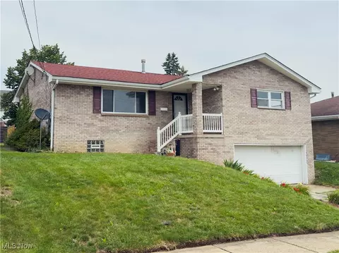 215 Benita Dr, Mingo Junction, OH 43938