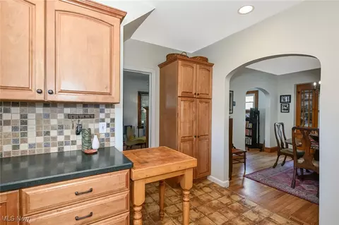 1236 Murray Ave, Akron, OH 44310 photo 12
