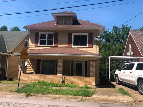 204 Beech Rd, Weirton, WV 26062 photo 1