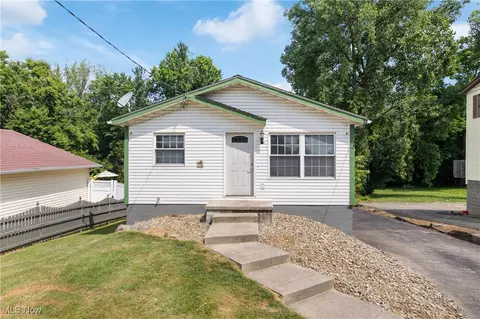 1241 Sparhawk Ave, Akron, OH 44305